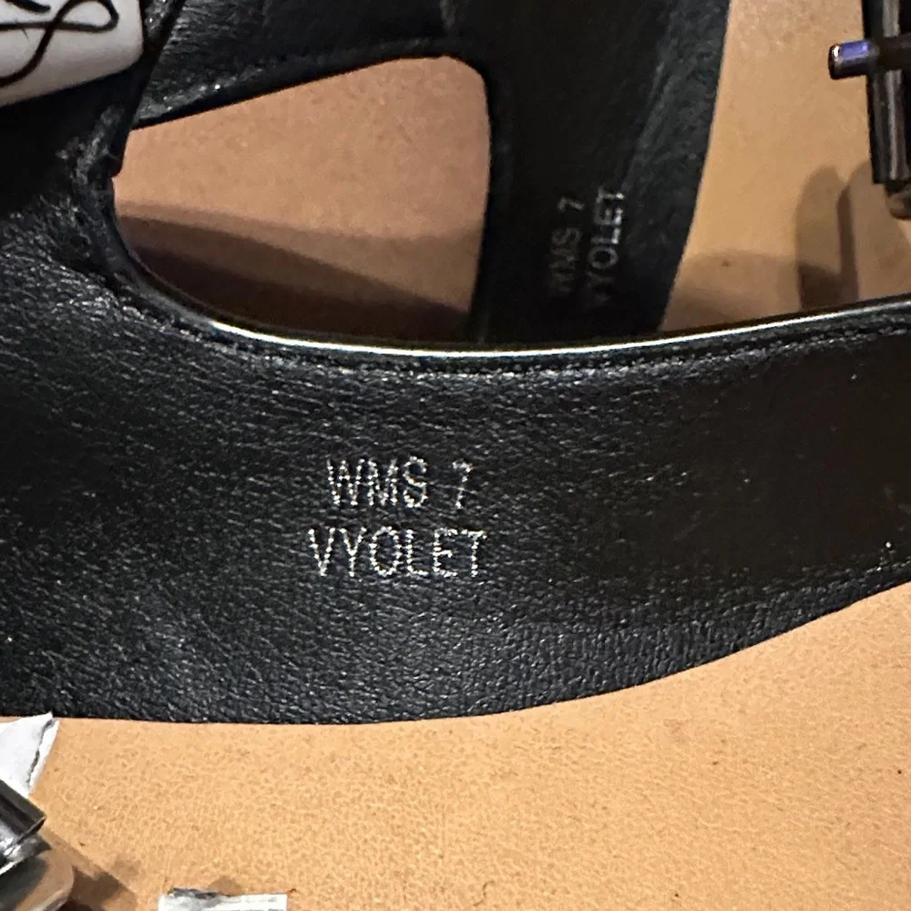 Dolce Vita Black Mary Jane Platform Shoes - Picture 5 of 5